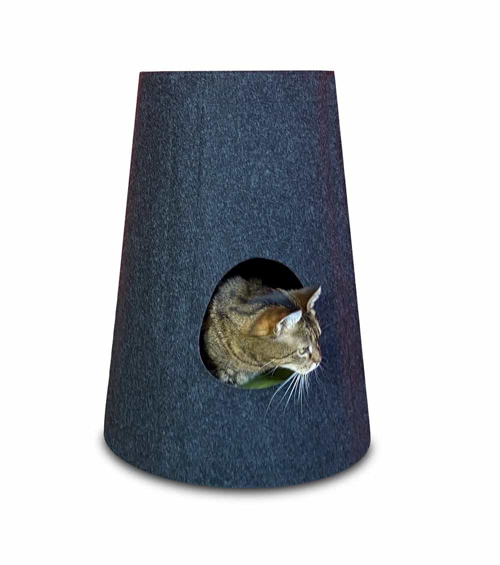 Cat scratching post and cat cave Boho by pet-interiors.